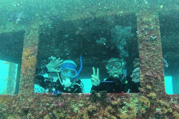 ボートダイビング・バックロール